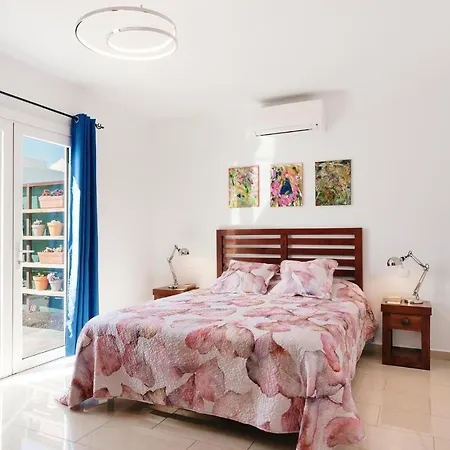 Tijuana - 3 Bedroom - Perfect For Families - Great Pool Area - Pool Table Villa Puerto del Carmen (Lanzarote)