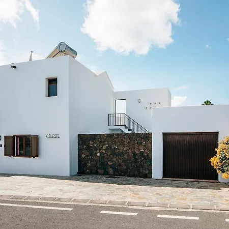 Villa Tijuana - 3 Bedroom - Perfect For Families - Great Pool Area - Pool Table